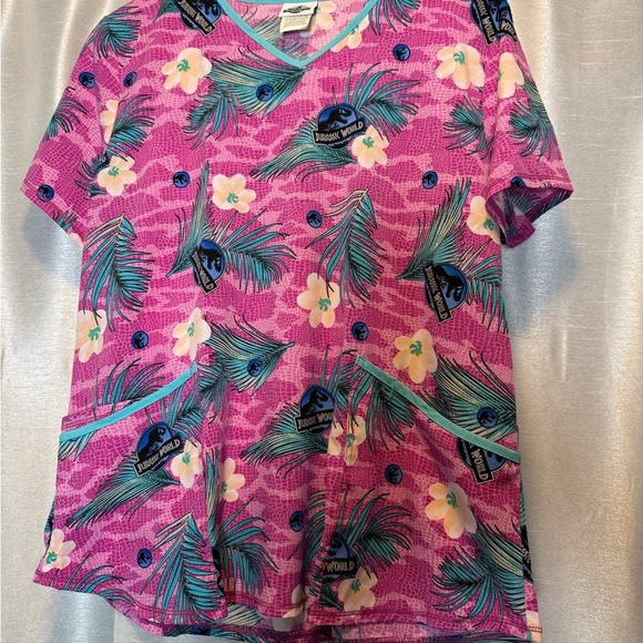 Jurassic Park‎ Blue and Pink Scrub top Short Sleeve size Large - Picture 1 of 5